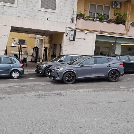 Apartamento Sotto Il Castello Matera Exterior foto