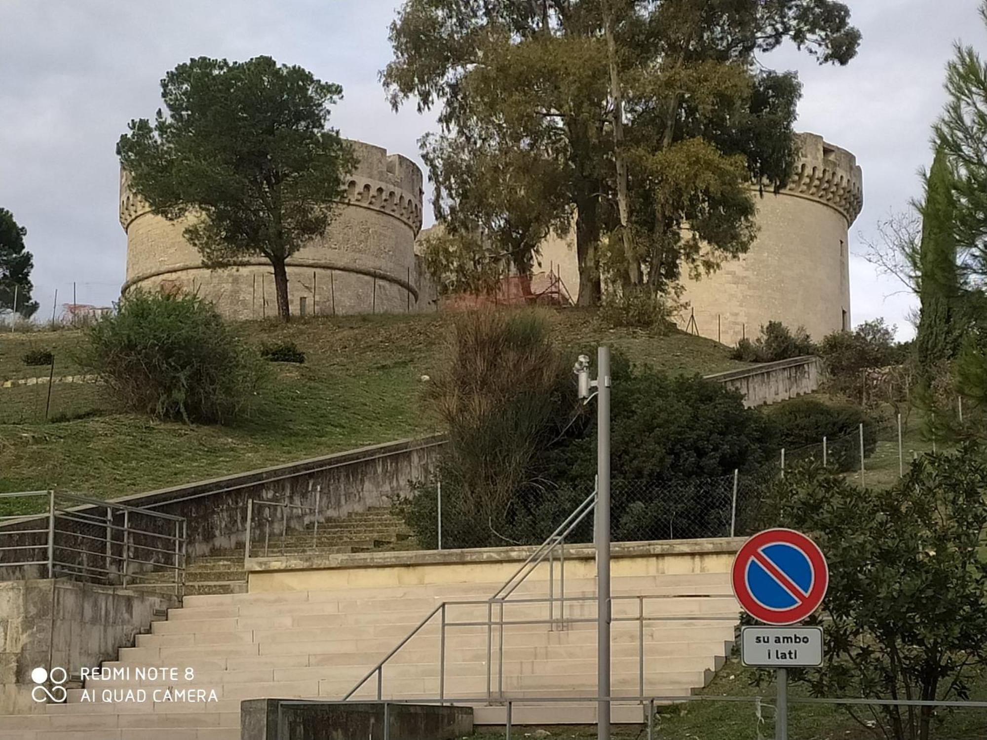 Apartamento Sotto Il Castello Matera Exterior foto